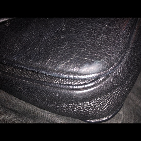 Louis Vuitton crossbody - Picture 3 of 7